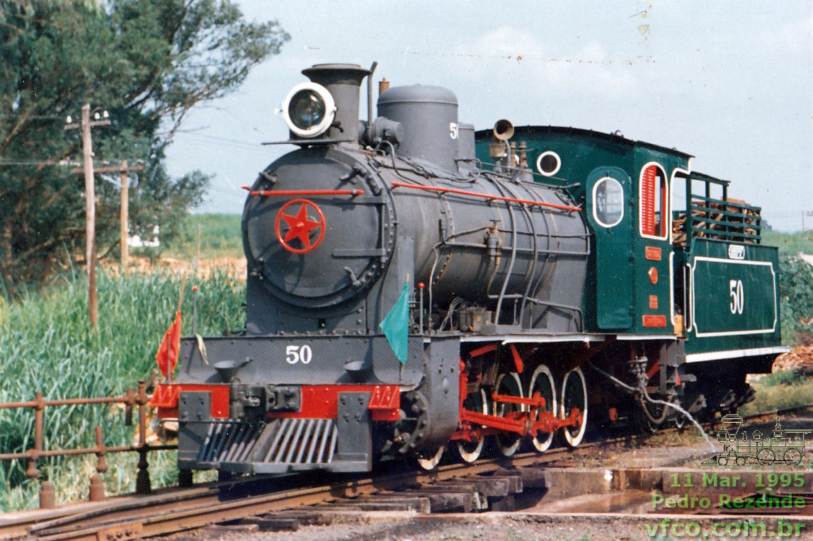 Locomotiva a vapor 0-10-0 “Tentugal” nº 50 da ABPF - Associação Brasileira de Preservação Ferroviária