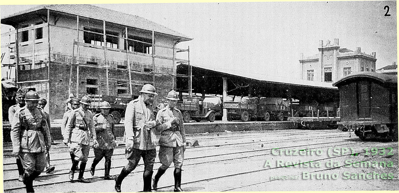 Cabine de sinalização da estação ferroviária de Cruzeiro (SP), em obras, em 1932
