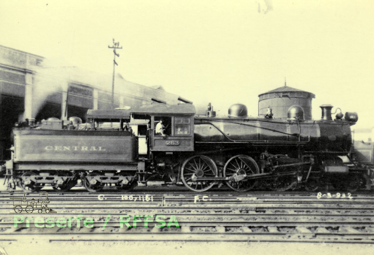 Locomotiva Baldwin 4-6-0 nº 263 da EFCB - Estrada de Ferro Central do Brasil