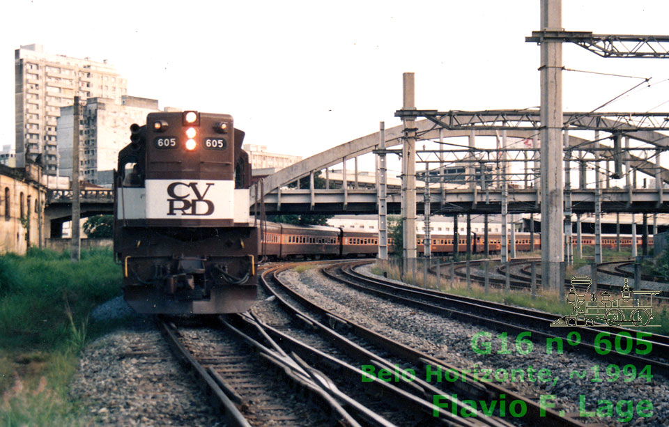 Trem de passageiros Vitória a Minas na estação de Belo Horizonte, excepcionalmente tracionado pela G-16 n° 605