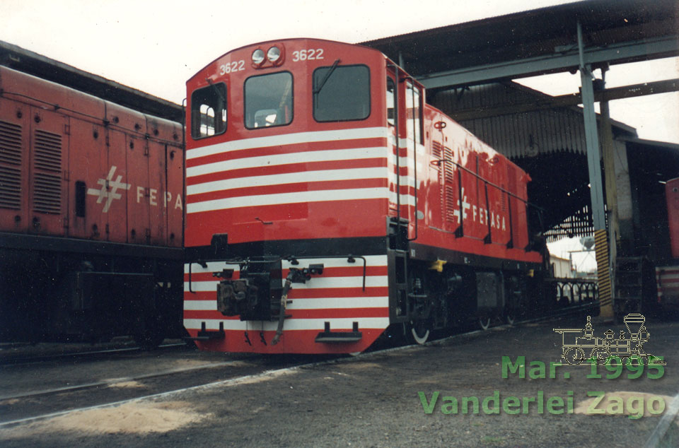 Locomotiva GL8 nº 3622 da Fepasa em Março de 1995, após reforma completa e nova pintura