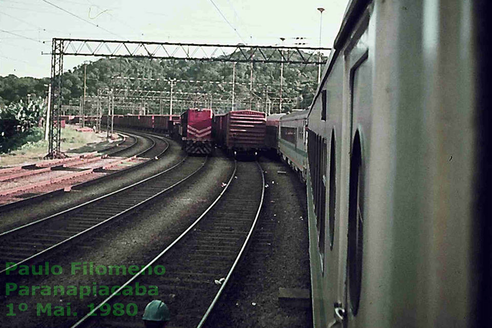 Trem Húngaro no pátio ferroviário de Paranapiacaba