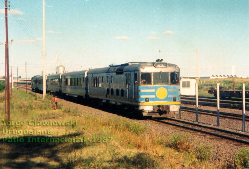 Trem Húngaro no pátio ferroviário internacional em Uruguaiana