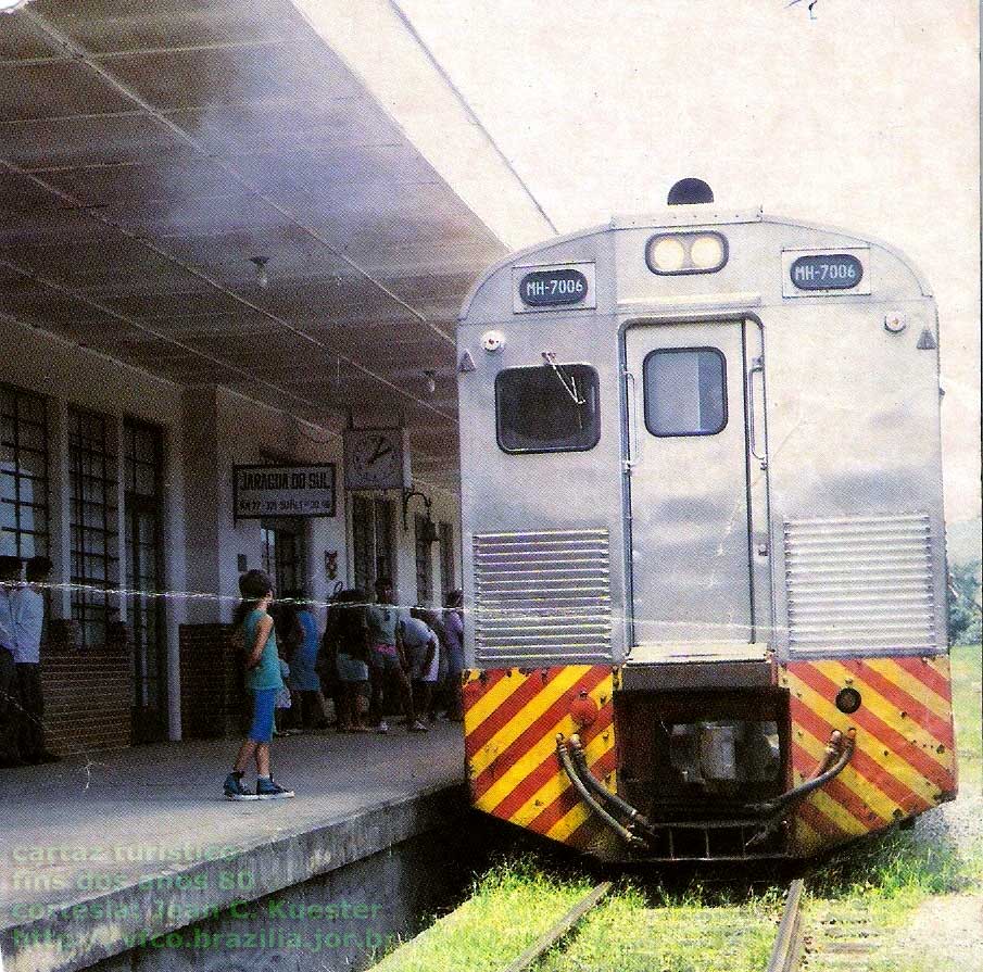 Litorina (automotriz) da RFFSA - Rede Ferroviária Federal, na estação ferroviária de Jaraguá do Sul