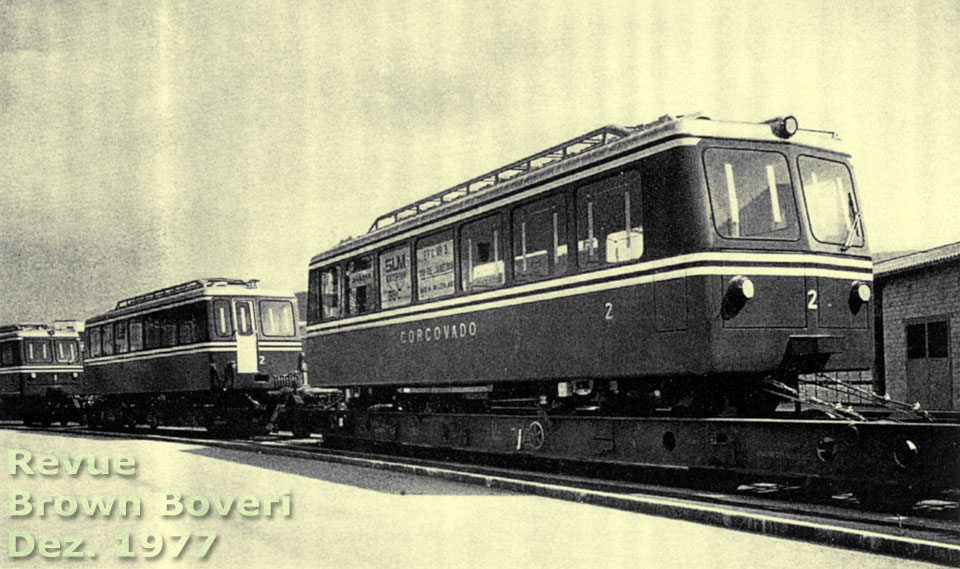 Automotrizes da ferrovia do Corcovado sobre vagões prancha para transporte por ferrovia, da fábrica até o porto, na revista Brown Boveri (Dez. 1977)