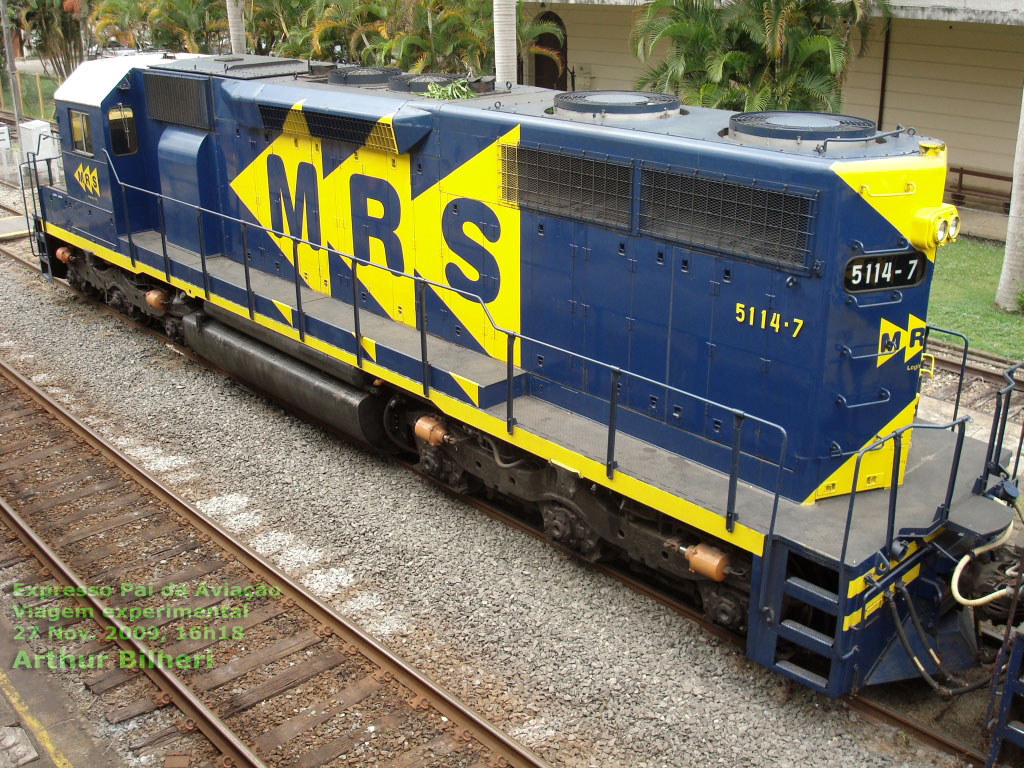 Locomotiva SD38M nº 5114-7 da ferrovia MRS, na viagem experimental do trem turístico