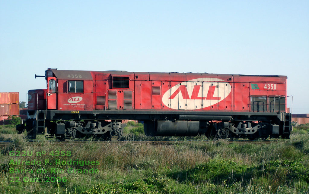 Locomotiva G22U nº 4358 da ferrovia ALL em Barra do Rio Grande (RS), 2006, por Alfredo F. Rodrigues