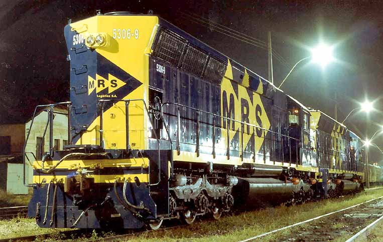 Locomotiva SD40-3MP n° 5306-9 da ferrovia MRS
