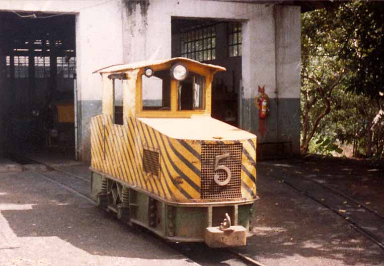 Locomotiva manobreira nº 5 da Usina Queiroz Jr.