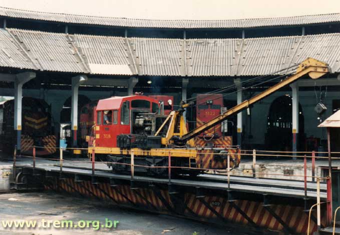 Locomotiva-guindaste "Cafona" da RFFSA - Rede Ferroviária Federal