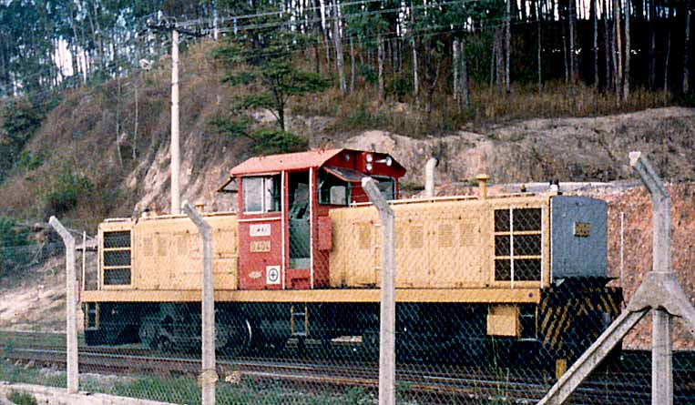 Locomotiva Hitachi D404 da Usiminas