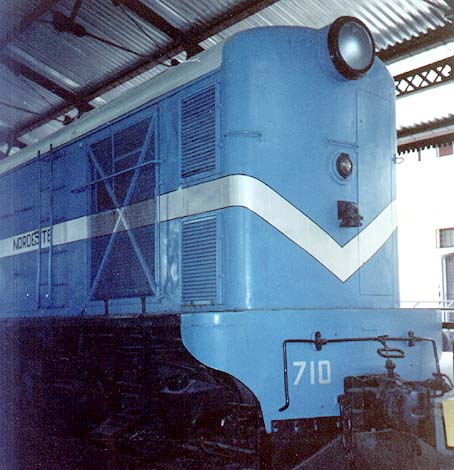 Detalhes da parte de trás da locomotiva English Electric da RFN no Museu do Trem, do Recife