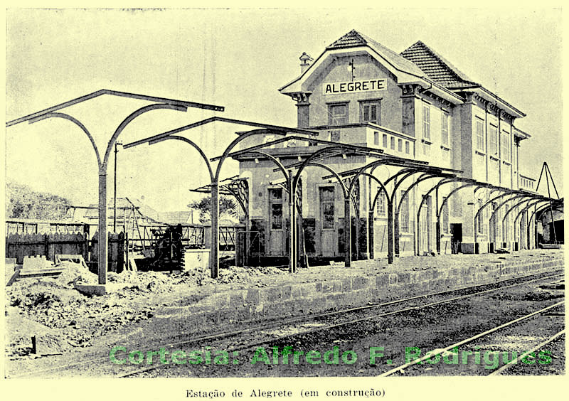 Prédio da estação ferroviária de Alegrete, em construção