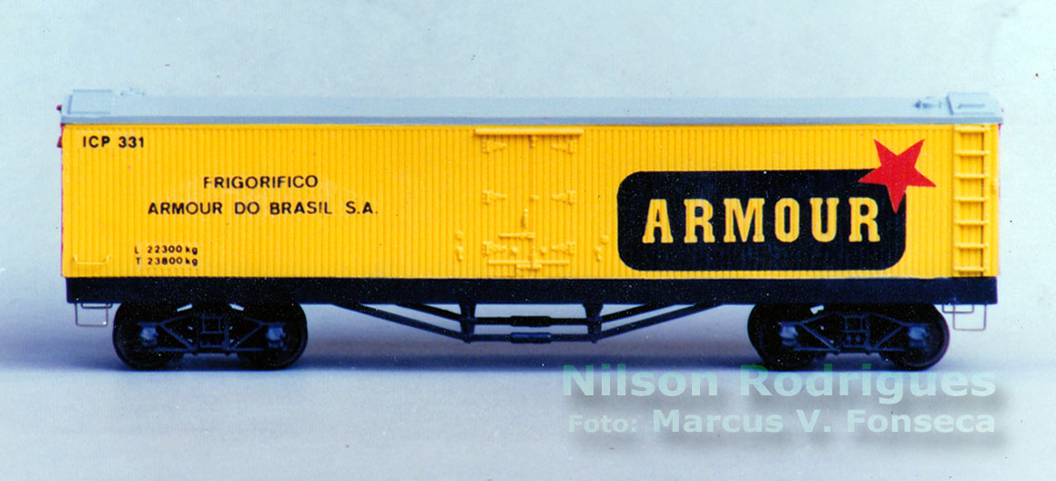 Detalhes da lateral do vagão ICP-331 Frigorífico Armour modificado a partir do ferreomodelo Frateschi