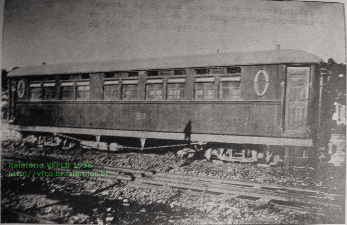 Um dos vagões de passageiros constrídos nas oficinas da ferrovia