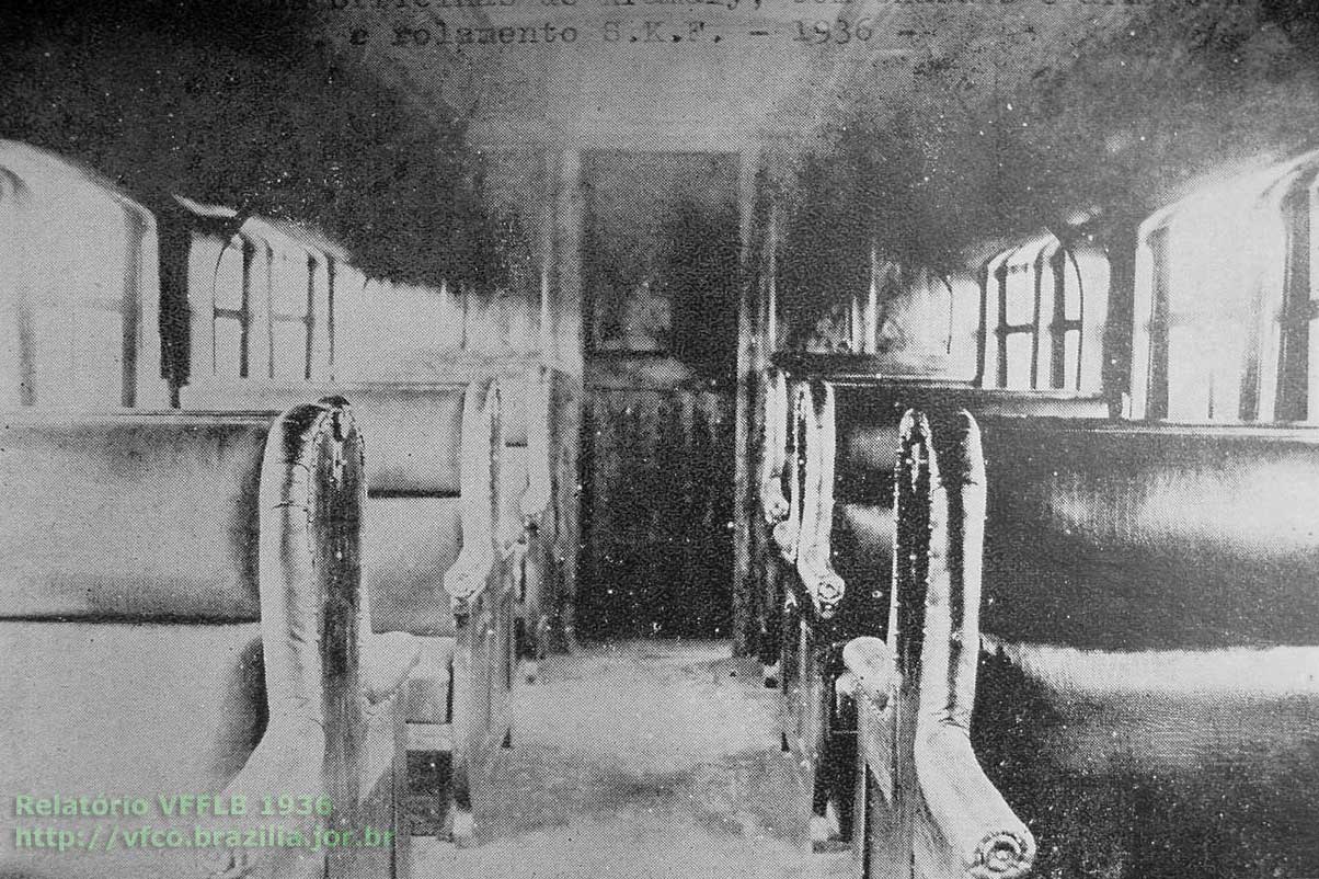 Interior de um dos vagões-dormitório construídos pela ferrovia