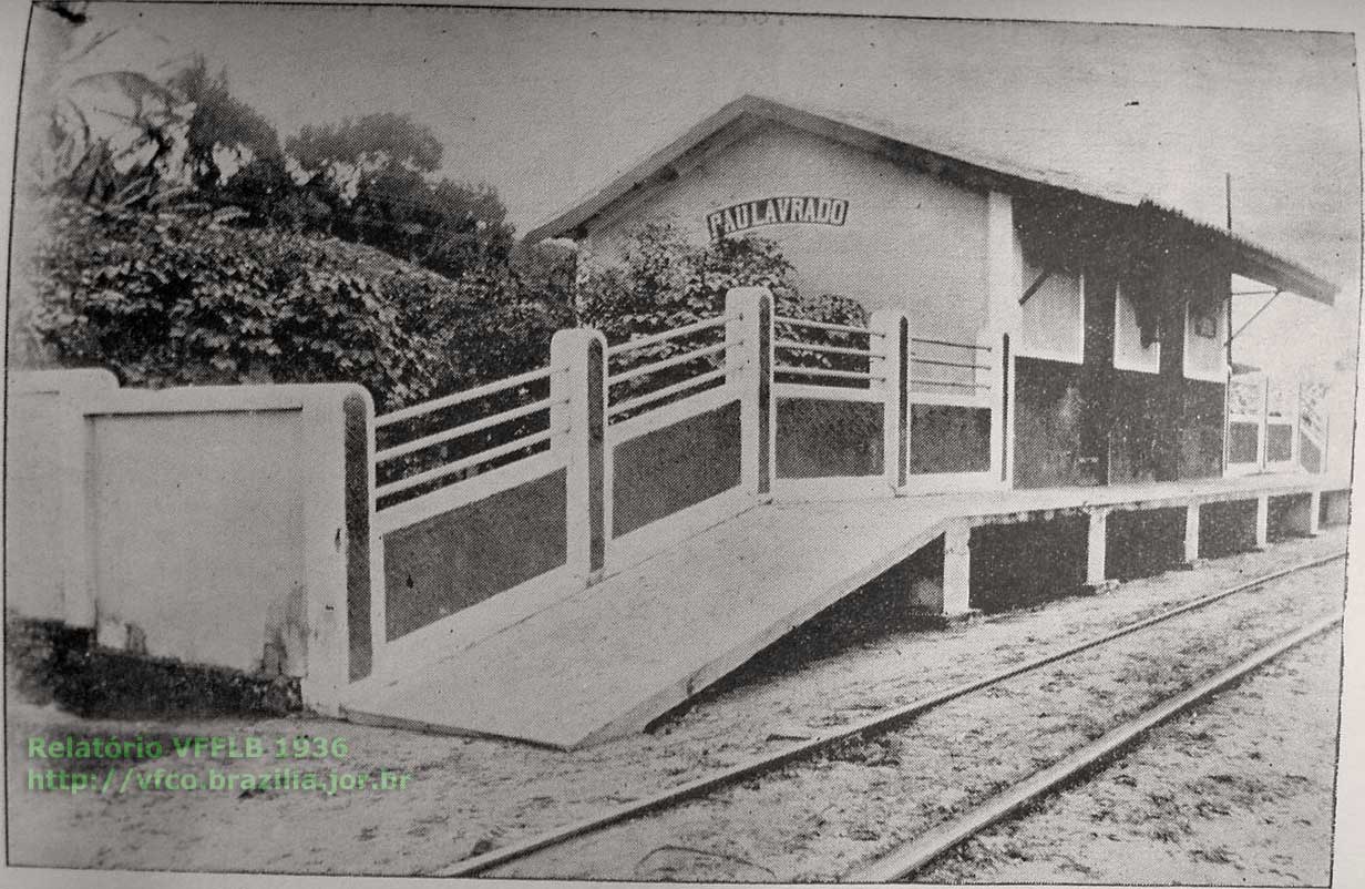 Estação da ferrovia em Pau Lavrado