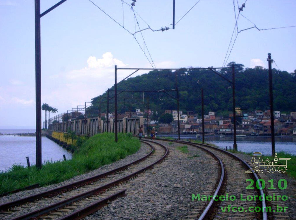 Ponte São João - Trem de Subúrbio - Salvador (2010)