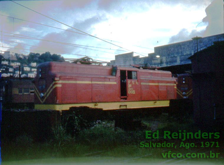 Locomotiva elétrica IRFA nº 1005 RFFSA em 1971