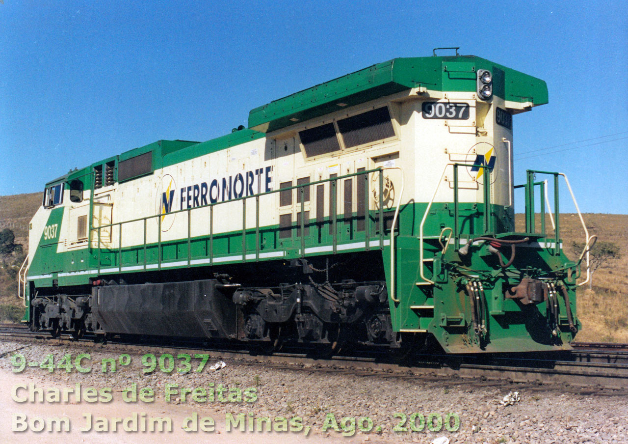 Locomotiva Dash 9-44C nº 9037 da Ferronorte