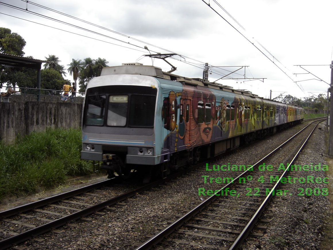 Trem-unidade elétrico nº 4 MetroRec em 2008