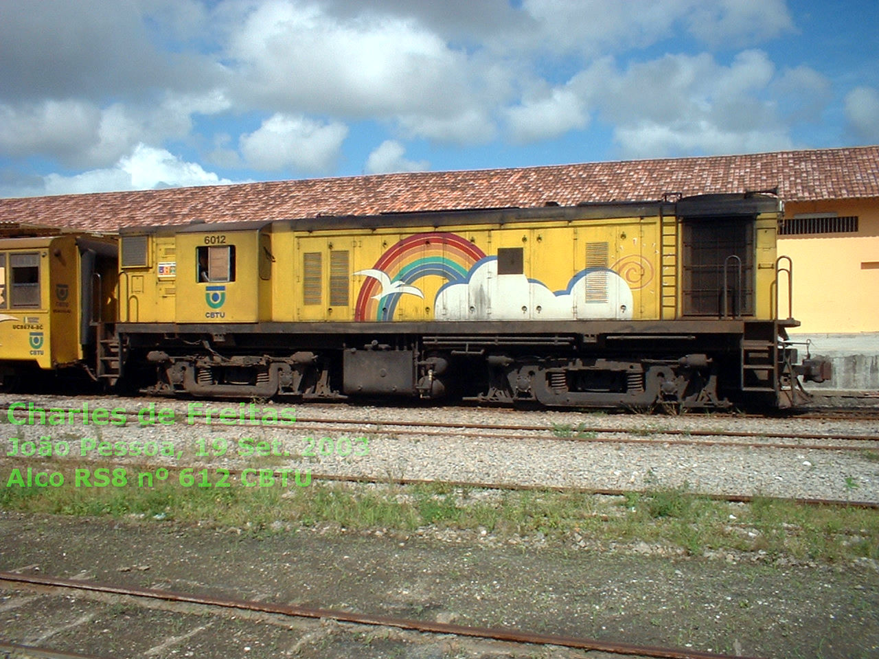 Locomotiva Alco RS8 nº 6012 CBTU João Pessoa, em 19 Set. 2003