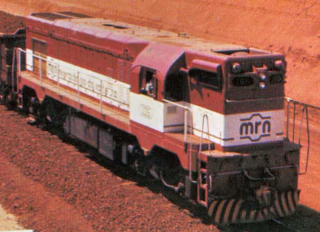 Locomotiva G12 utilizada na Estrada de Ferro Trombetas em 1987