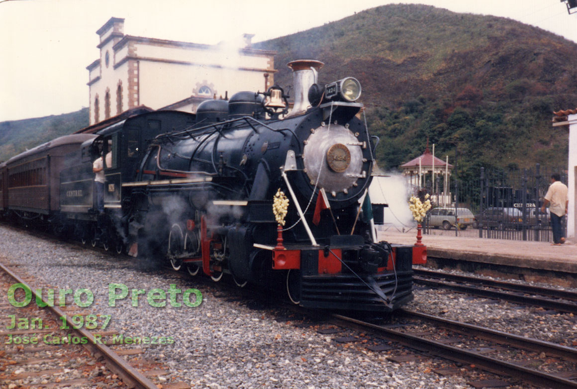 Locomotiva a vapor na estação de Ouro Preto
