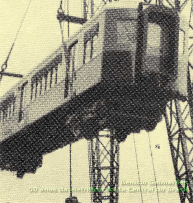 Chegada do primeiro trem elétrico série 100 ao porto do Rio de Janeiro em 1936