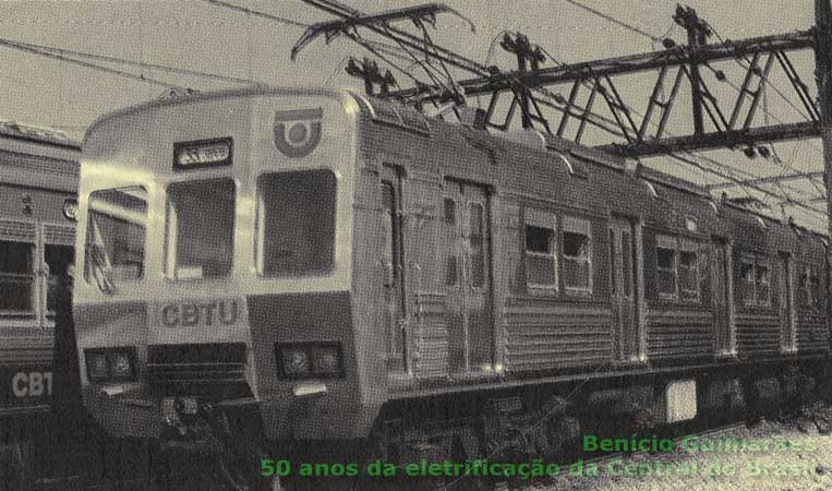 Estrada de Ferro Central do Brasil | Os 50 anos da eletrificação dos trens de subúrbios do Rio de Janeiro - 1937-1987 | página 56, foto 3 - Trem-unidade da série 700 (Mafersa)