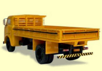 Miniatura de caminhão FNM "carga seca" para maquetes de ferreomodelismo