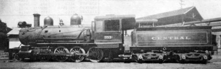 Foto lateral da Locomotiva nº 553, para comparação com o ferreomodelo