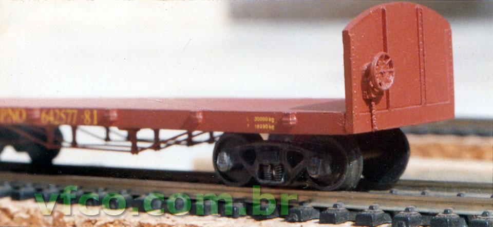 Detalhe do ferreomodelo Phoenix do vagão PNO-642577 RFFSA - Rede Ferroviária Federal