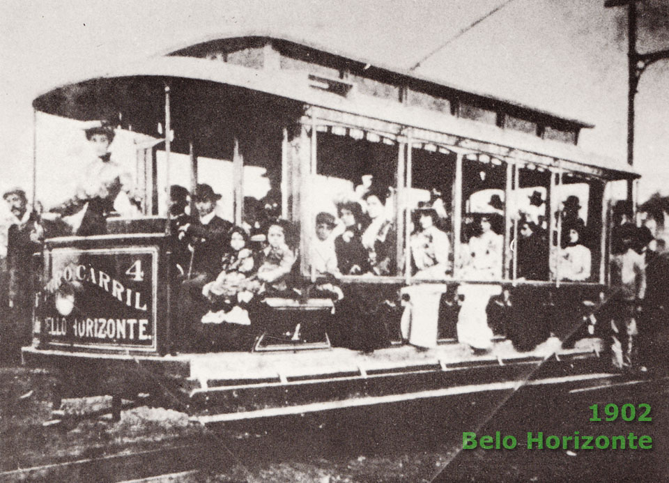 Bonde inaugural de Belo Horizonte (1902), conduzido pela filha do industrial Sampaio Correia, construtor do veículo