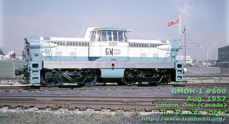 Locomotiva GMDH-1 # GMDD-600 em London, Ontario (Canada)
