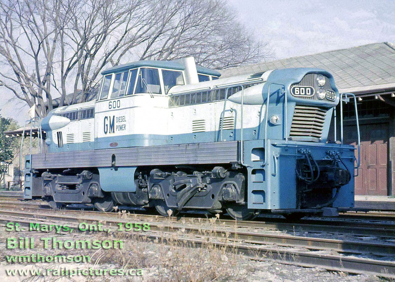 Locomotiva GMDH-1 # GMDD-600 em Saint Marys, Ontario (Canada), 1958