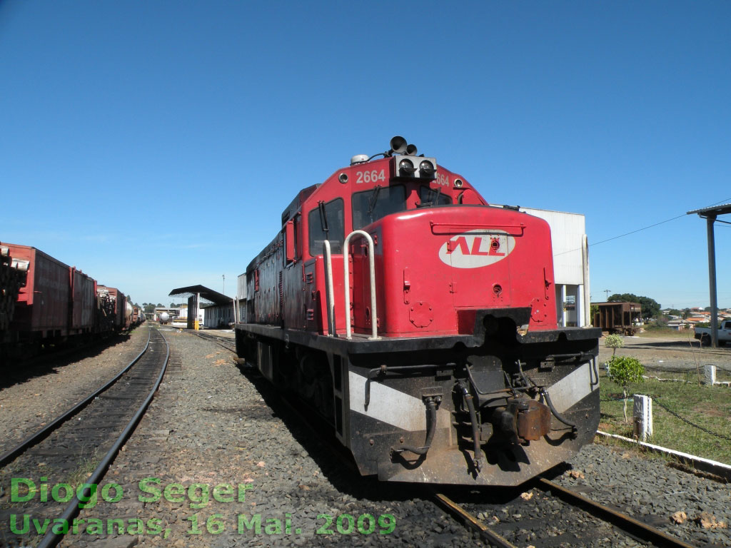Locomotiva U20C “Namibiana” nº 2664 da ALL em Uvaranas (PR), 2009