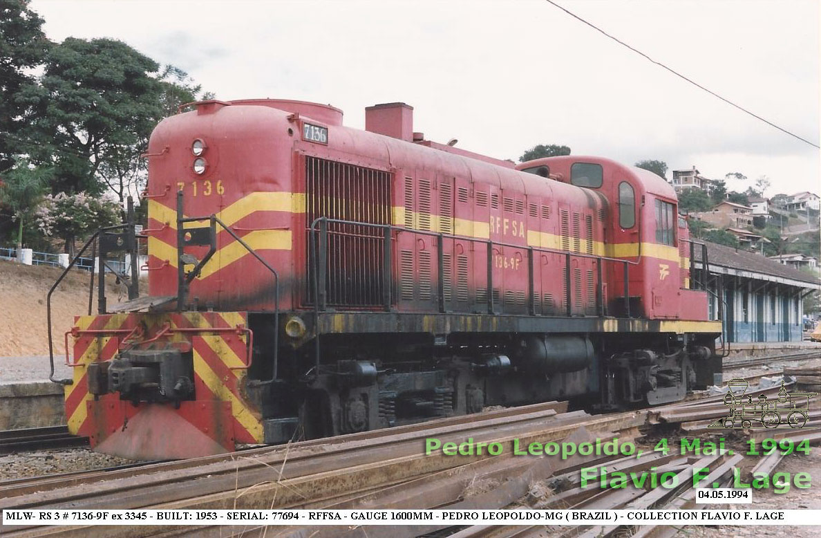 Locomotiva Alco (MLW) RS3 nº 7136 SR3 RFFSA em Pedro Leopoldo, 4 Mai. 1994