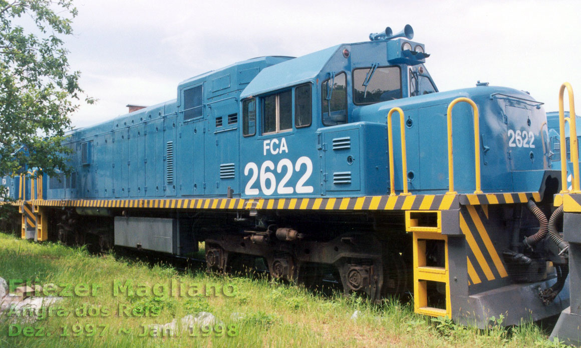 Locomotiva U20C “Namibiana” nº 2622 da FCA no porto de Angra dos Reis (foto com corte e tratamento digital)