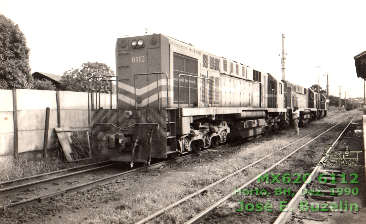Locomotiva MX620 n° 6112 SR2 RFFSA no pátio do Horto Florestal, BH, em Dezembro de 1990