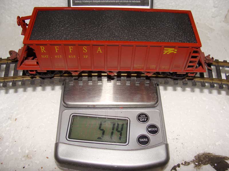 O ferreomodelo original tem peso abaixo do recomendado pela NMRA - National Model Railroader Association