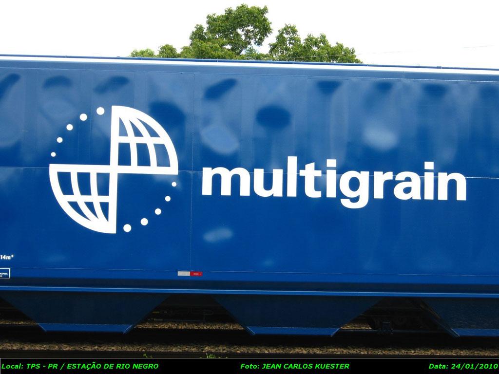 Logomarca da Multigrain na lateral do vagão ferroviário