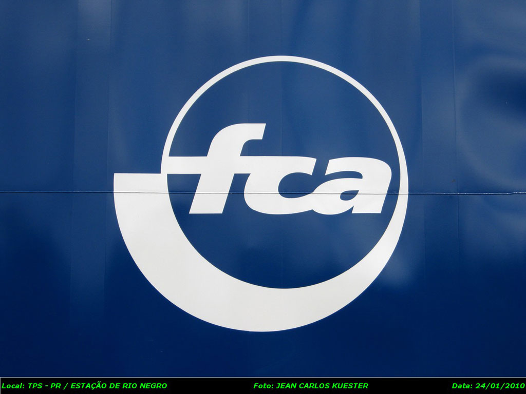 Imagem ampliada da logomarca da ferrovia FCA
