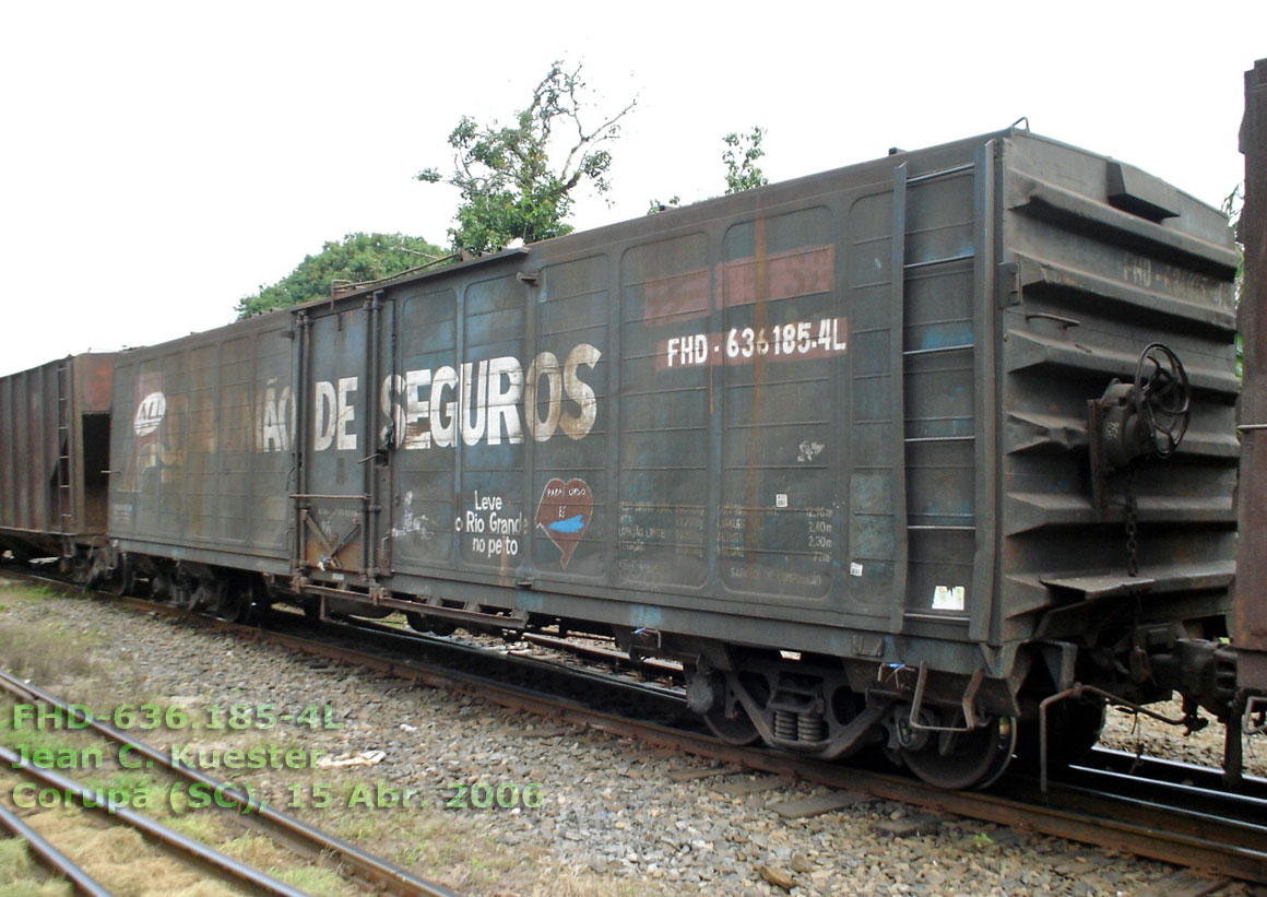 Vagão FHD-636.185-4L da ferrovia ALL